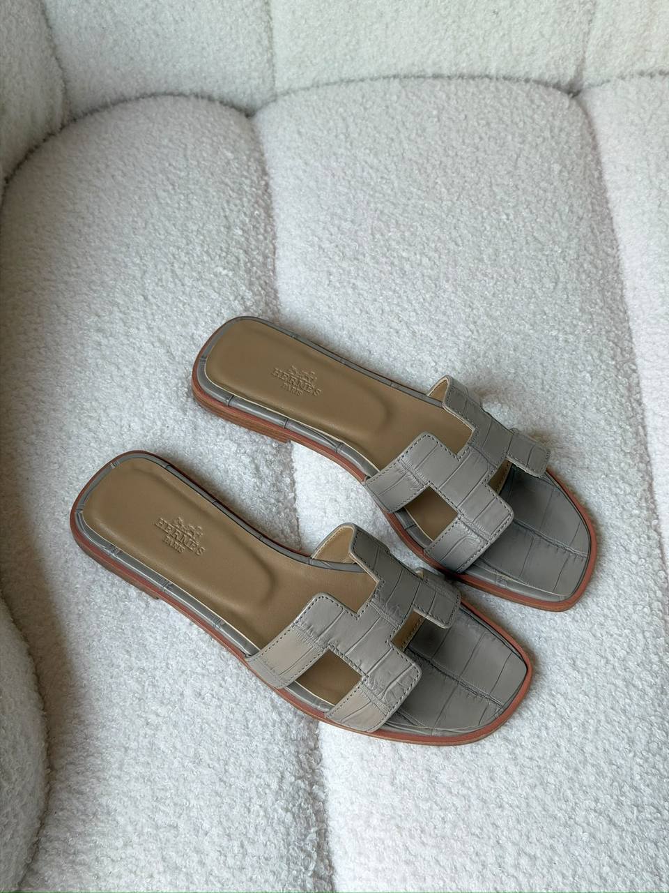Hermes Slipper - 