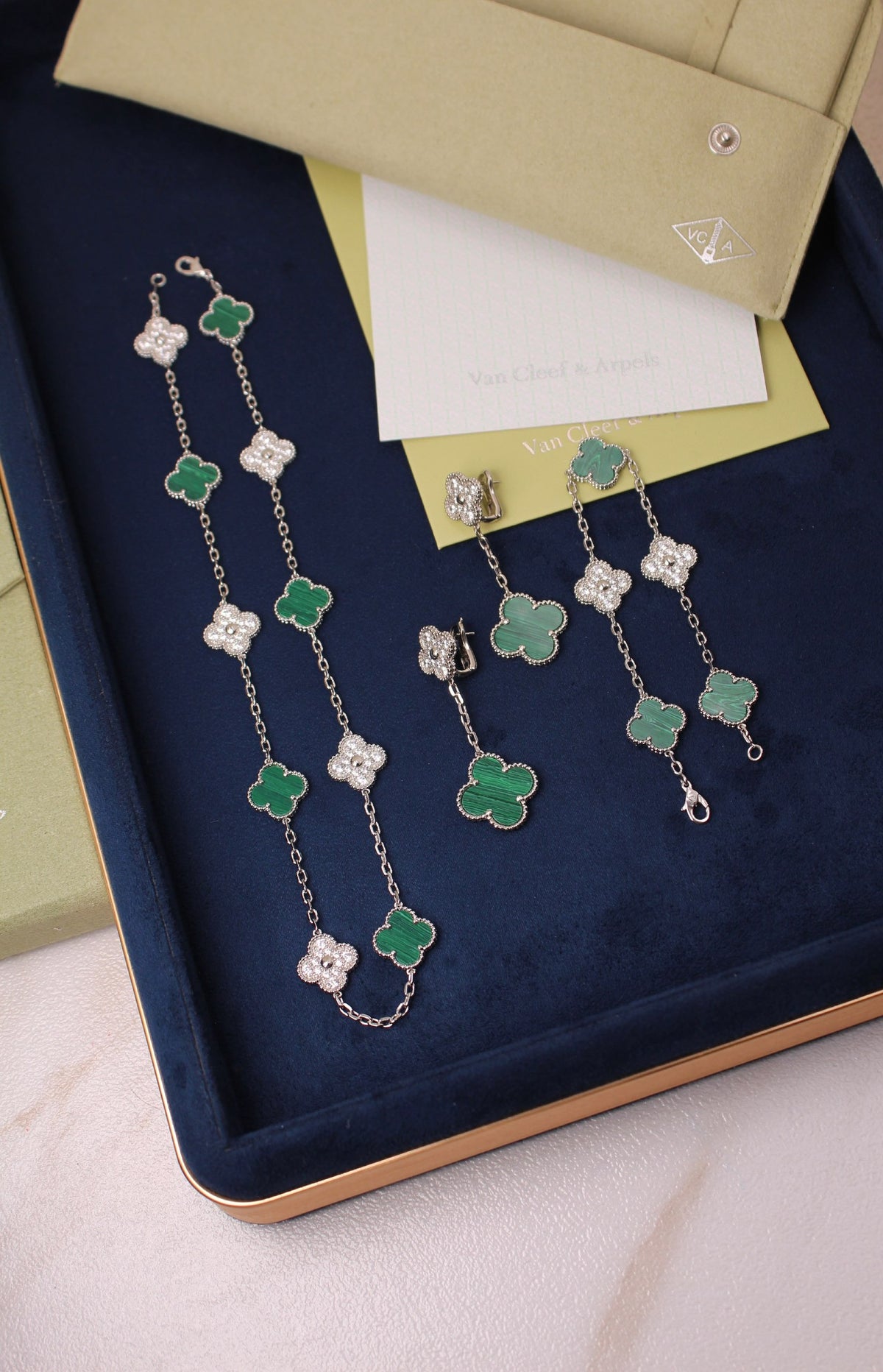 Van Cleef & Arpels Jewelry Set - Green