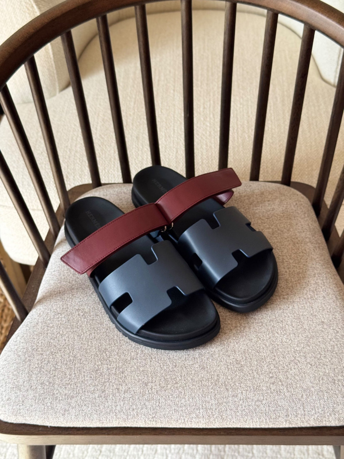 Hermès Slippers - Navy & Burgundy