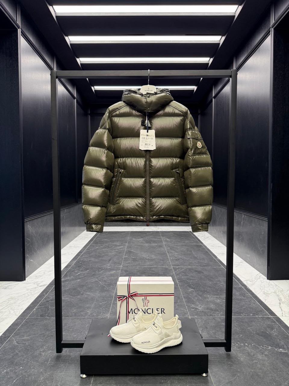 Moncler Puffer Jacket - Green