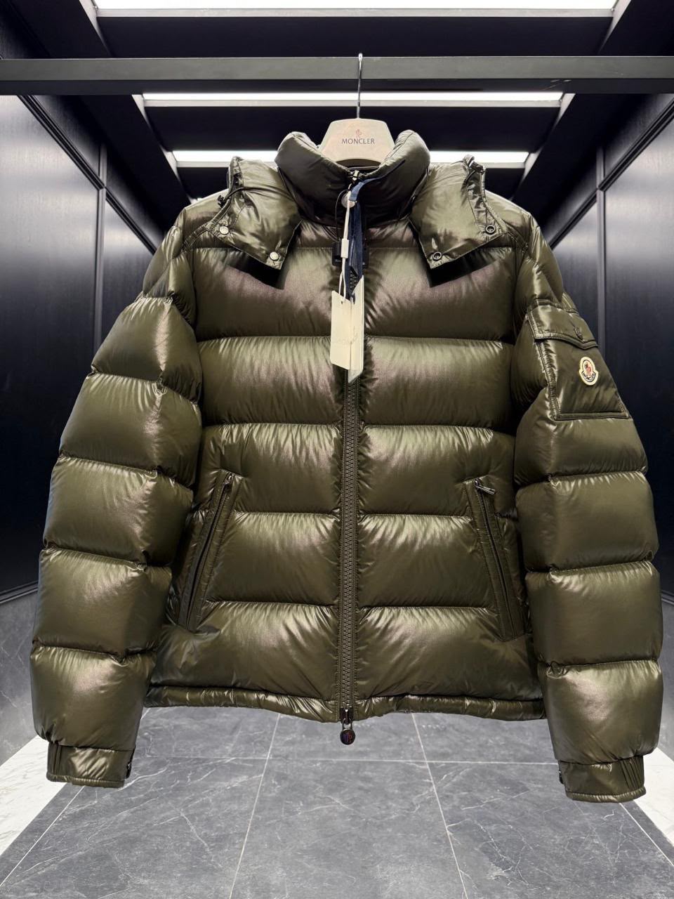 Moncler Puffer Jacket - Green