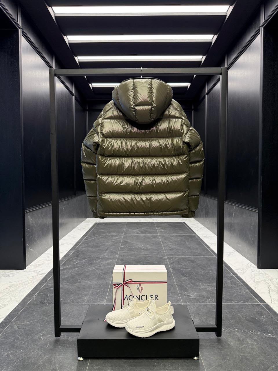 Moncler Puffer Jacket - Green