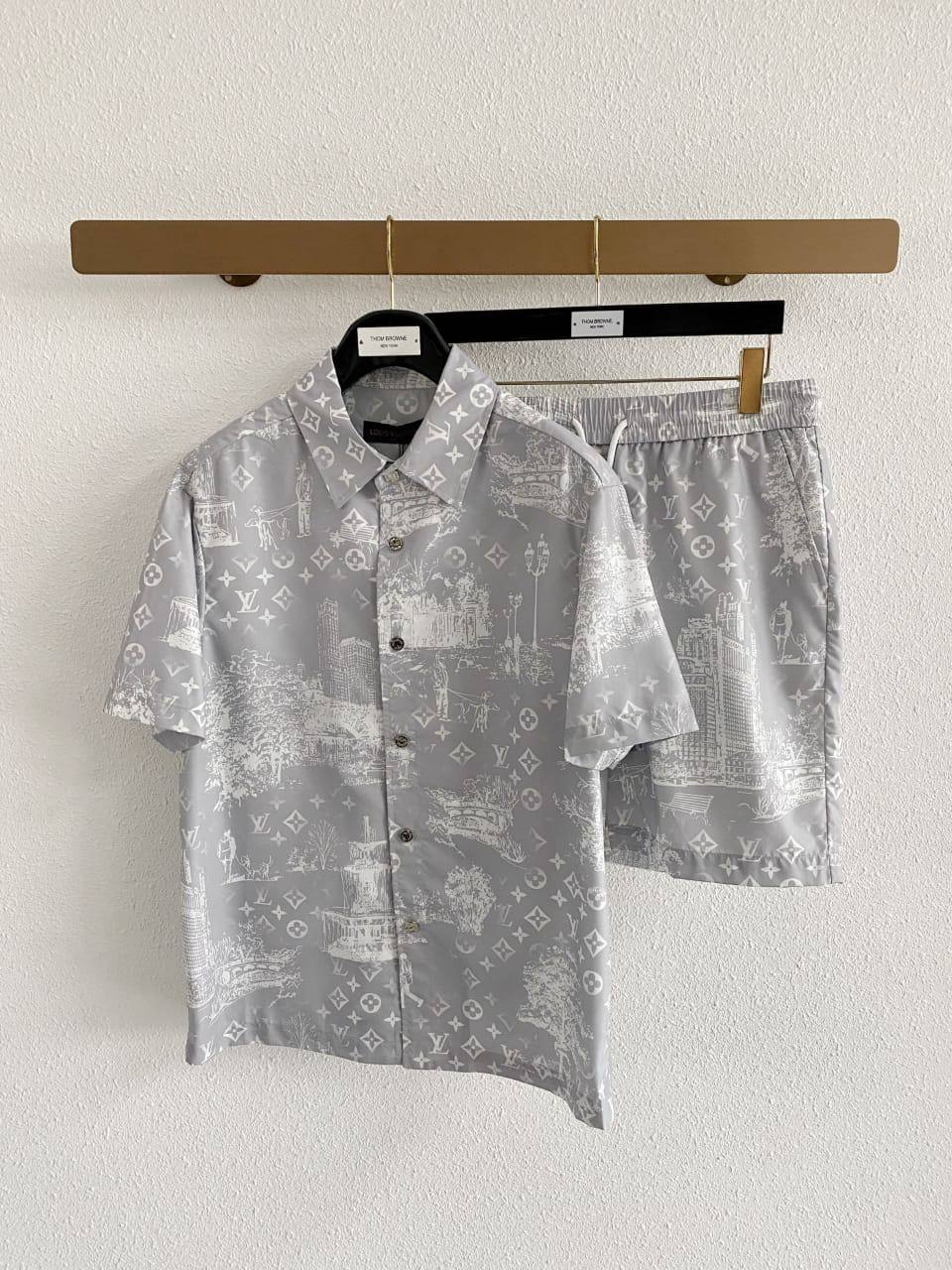 Louis Vuitton Set - 