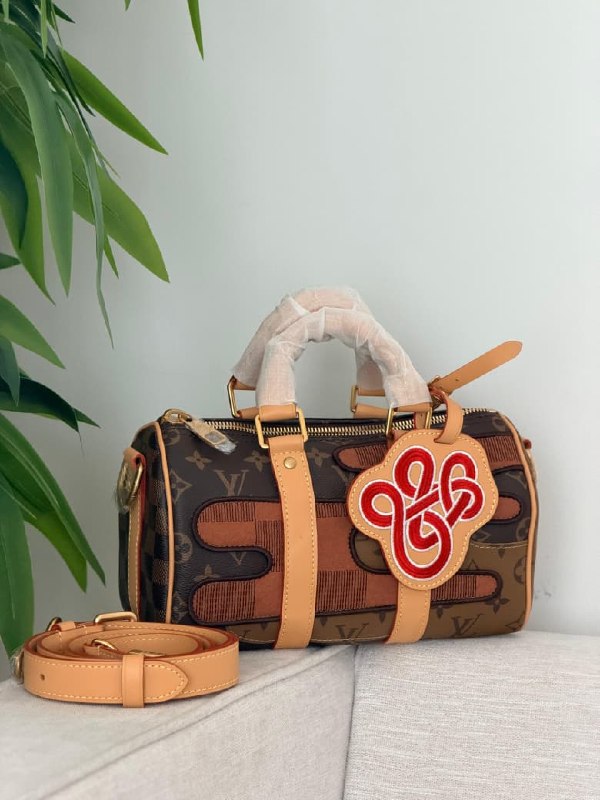Louis Vuitton Keepall Bandouliere Shoulder Bag - Brown Monogram