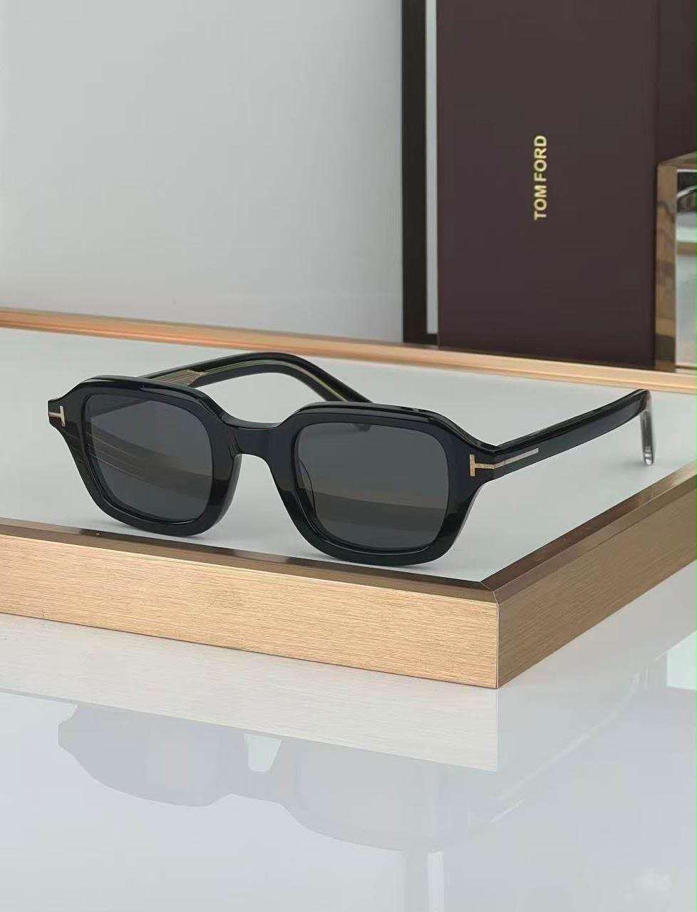 Tom Ford Sunglasses - 