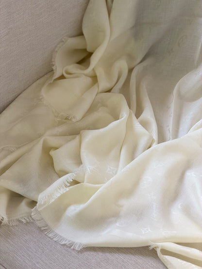 Louis Vuitton Scarf - Ivory