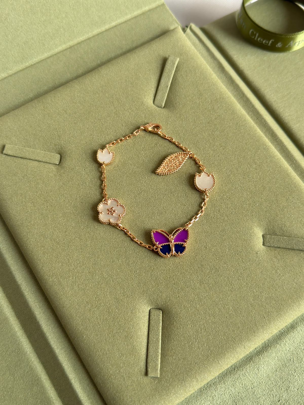 Van Cleef & Arpels Bracelet - Multi