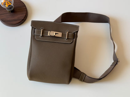 Hermès Crossbody Bag - Dark Brown