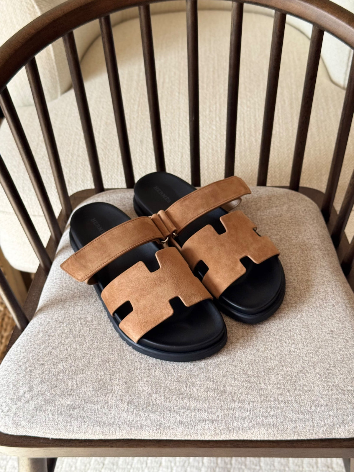 Hermès H-Cutout Slippers - Beige