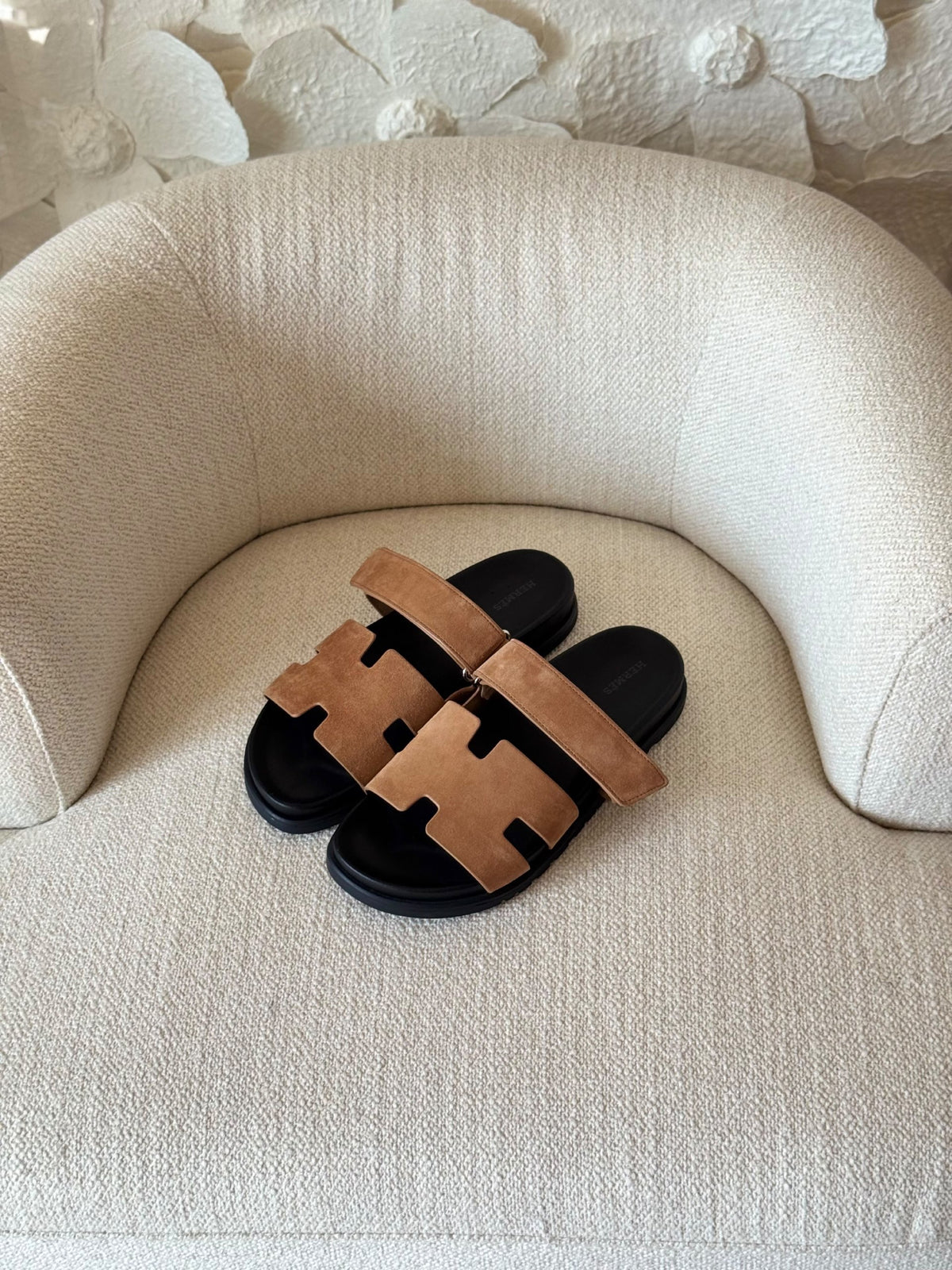 Hermès H-Cutout Slippers - Beige