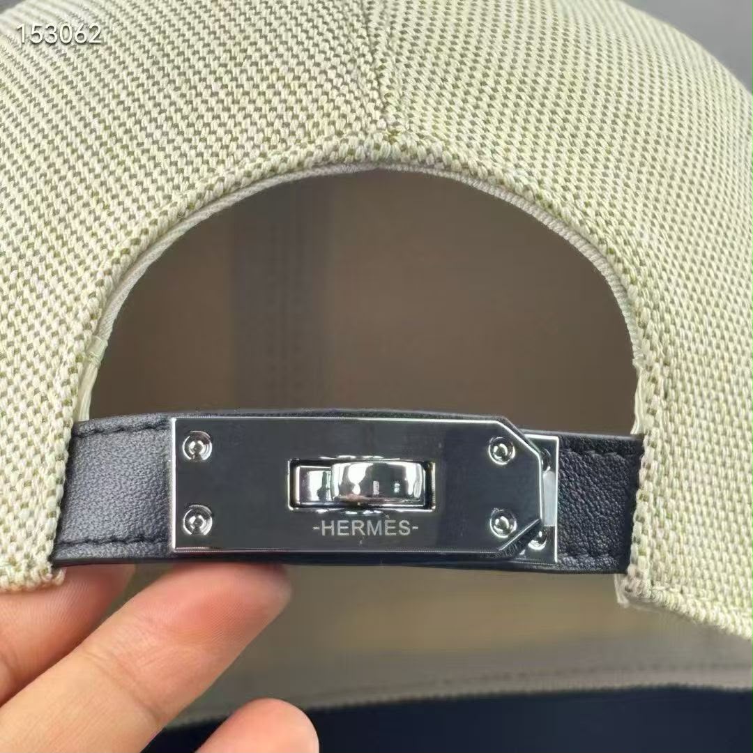 Hermès Cap - Beige