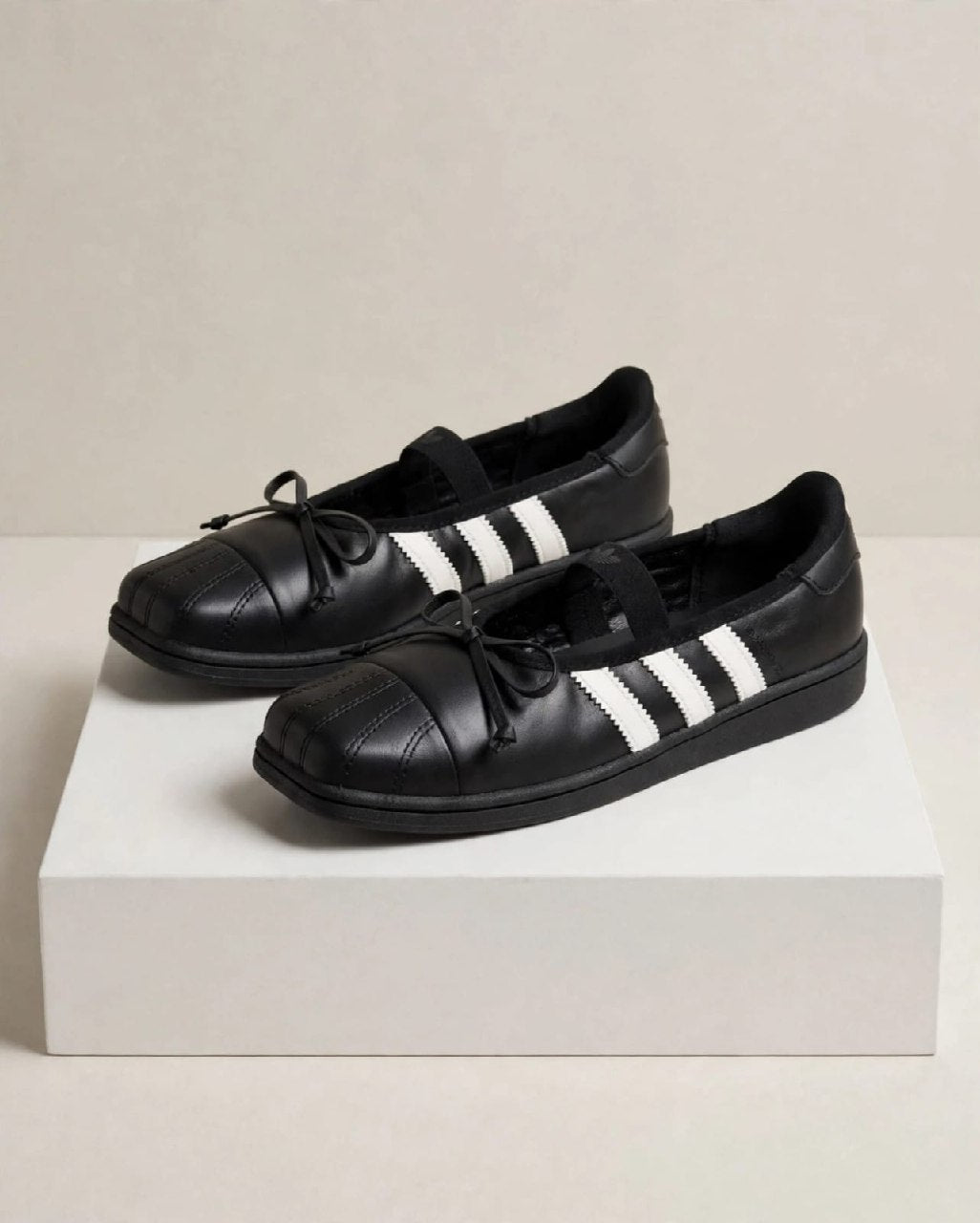 Adidas Sneakers - White & Black, Black & White, White, Black