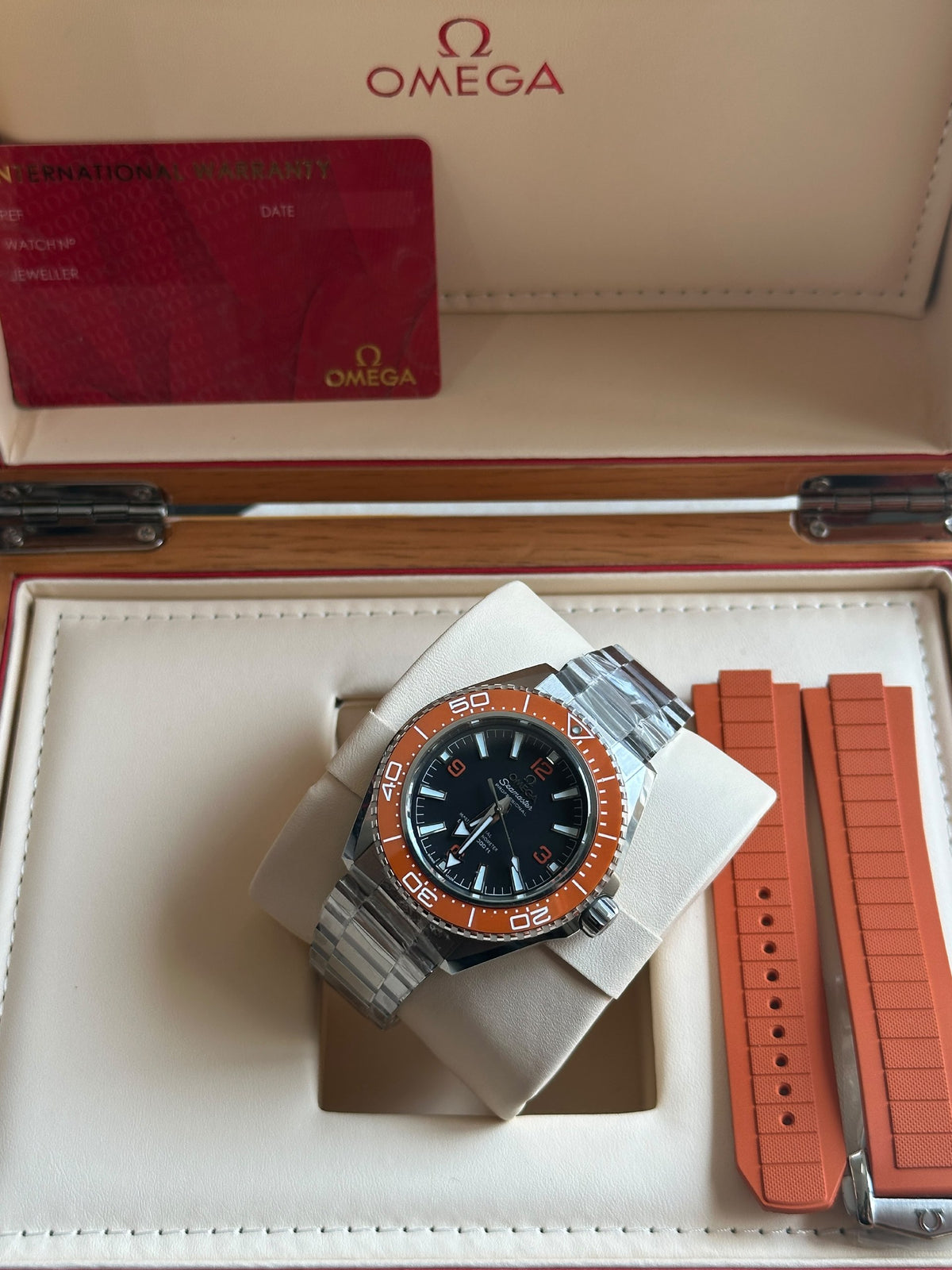 Omega Seamaster Planet Ocean Watch - 
