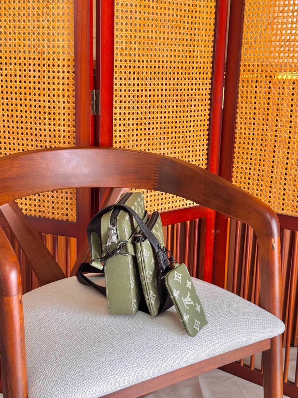 Louis Vuitton Messenger Bag - 