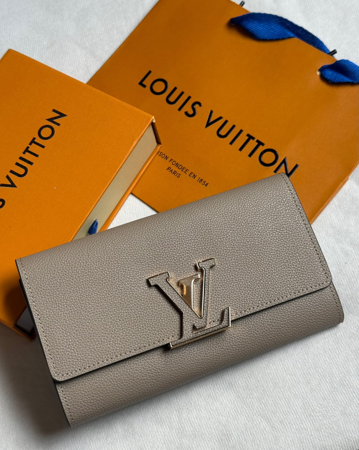 Louis Vuitton Wallet - Black, Navy, Beige, Pink, Red