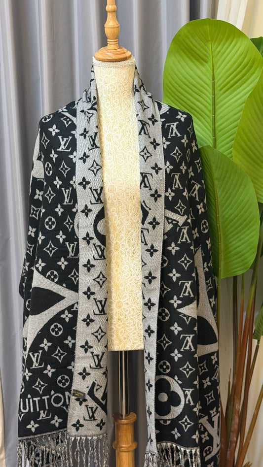 Louis Vuitton Scarf Panel - Black Monogram