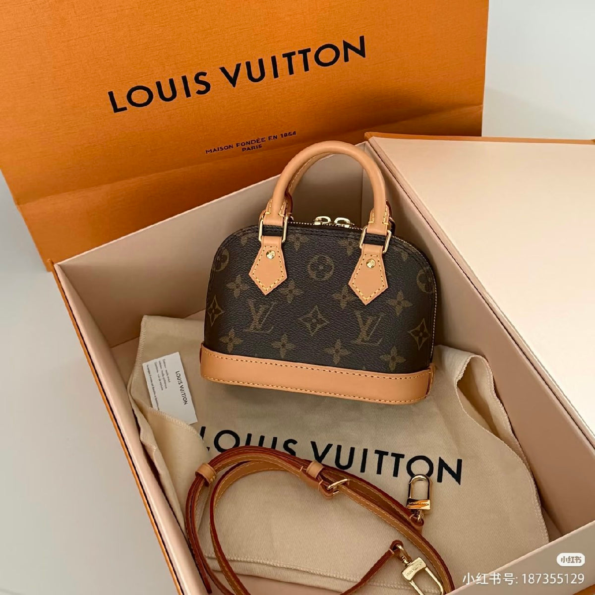 Louis Vuitton Handbag - Brown Monogram