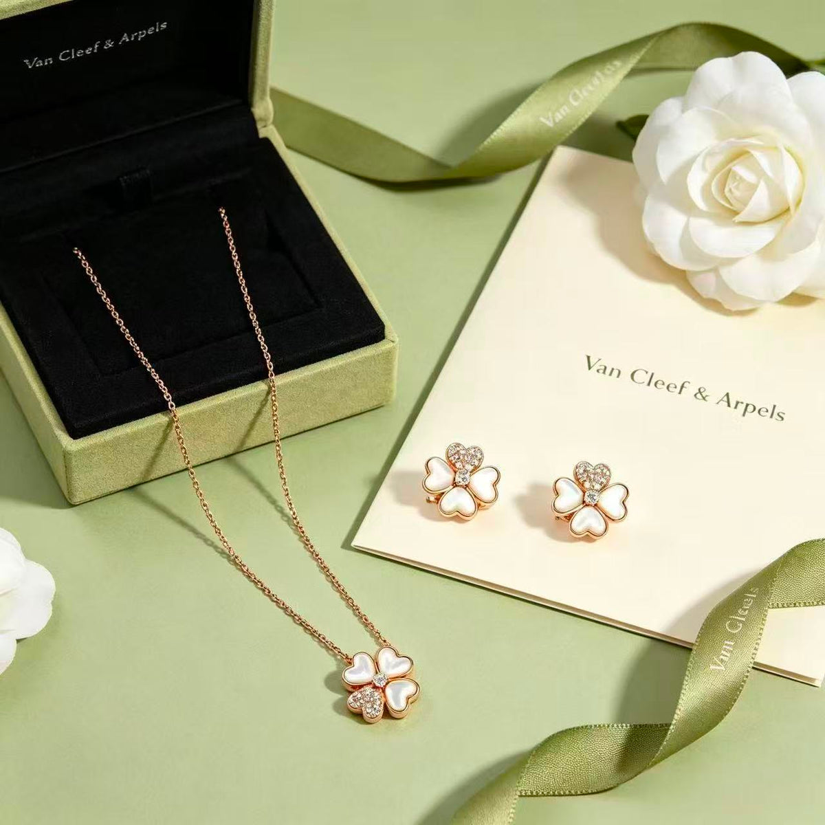 Van Cleef & Arpels Heart-Petal Jewelry Set - White