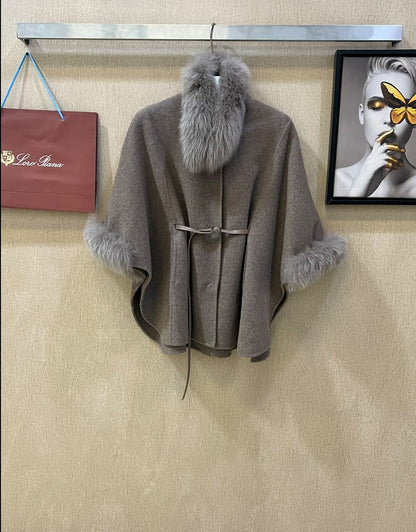 Loro Piana Cape - Taupe