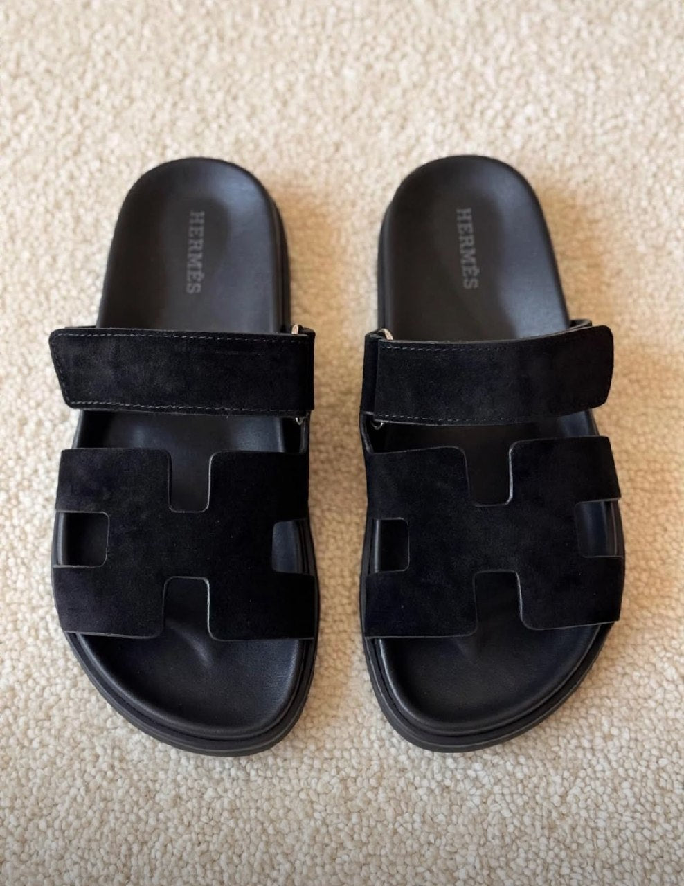 Hermès Slippers - Black