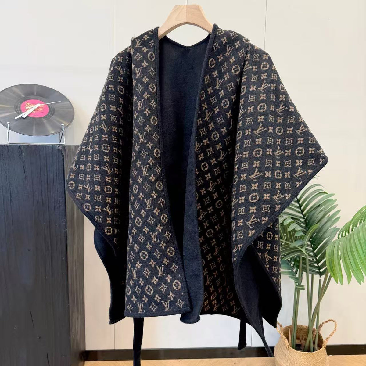 Louis Vuitton Scarf - Navy Monogram