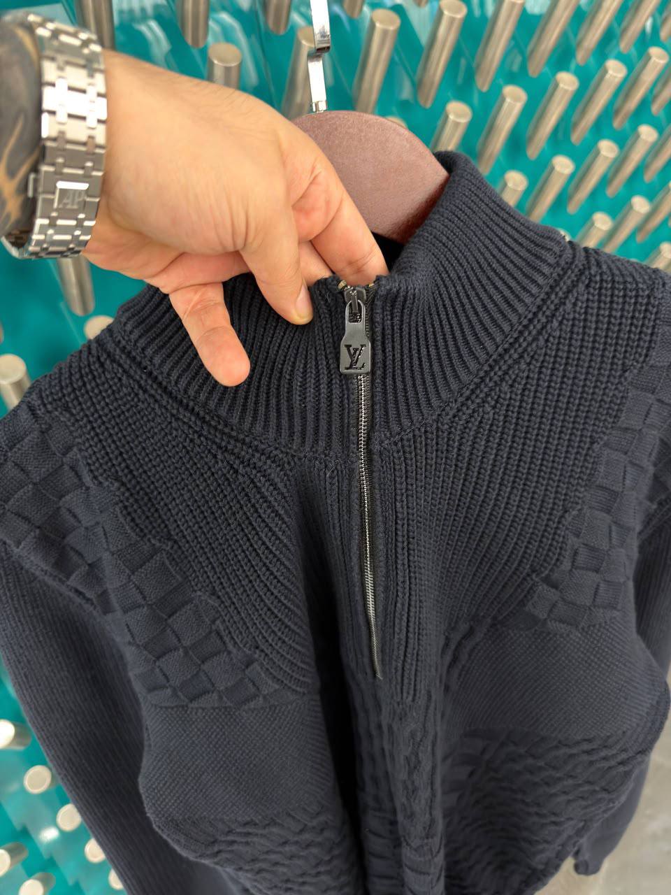 Louis Vuitton Sweater - 
