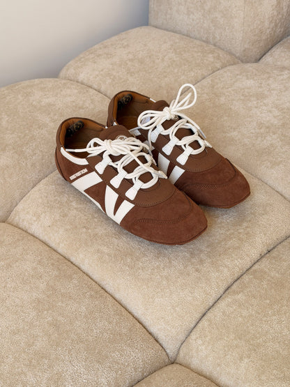 Louis Vuitton Stripe-Panel Sneakers - Brown & White