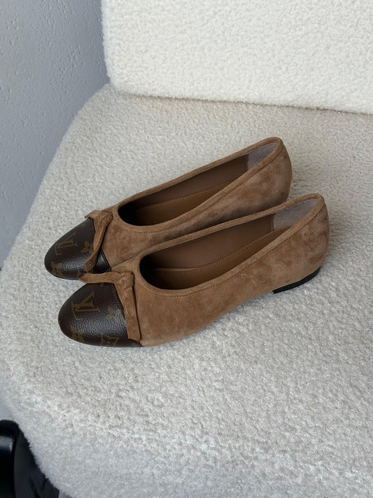 Louis Vuitton Bow-Toe Ballerina - Brown Monogram