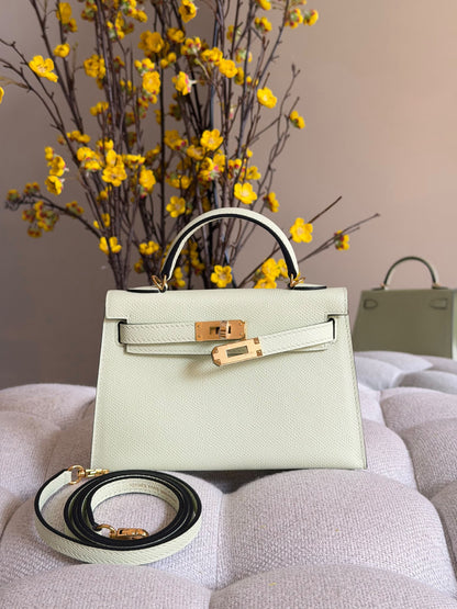 Hermès Top-Handle Handbag - White