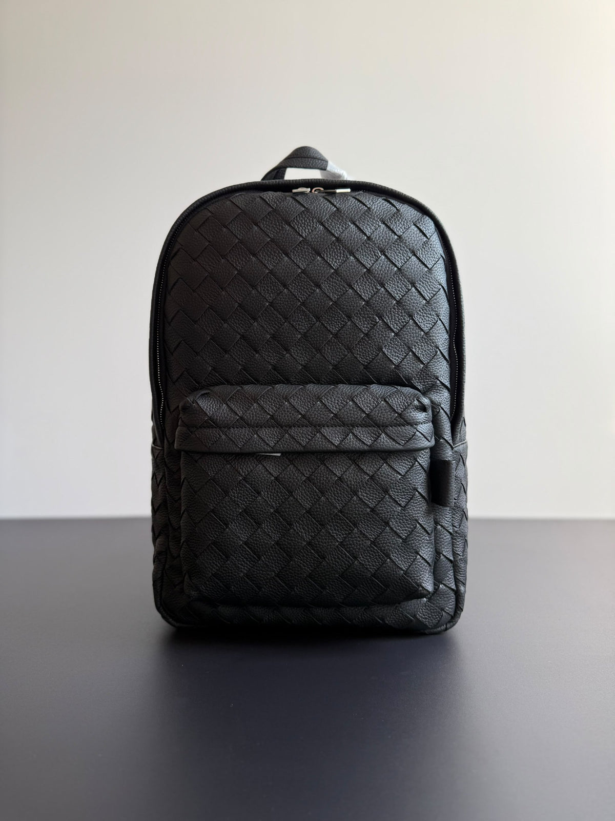 Bottega Veneta Backpack Rounded Pocket - Black