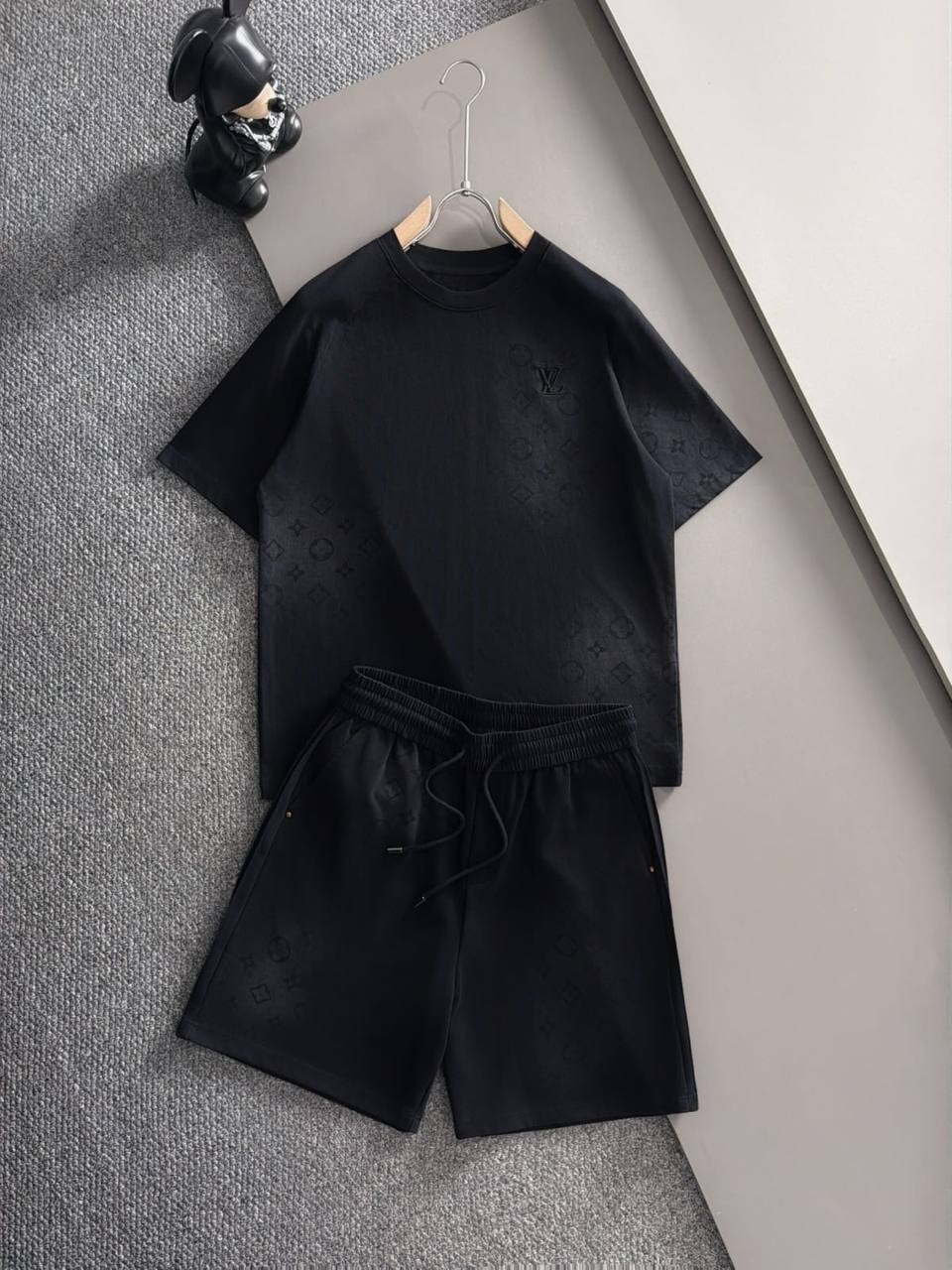 Louis Vuitton Set - 