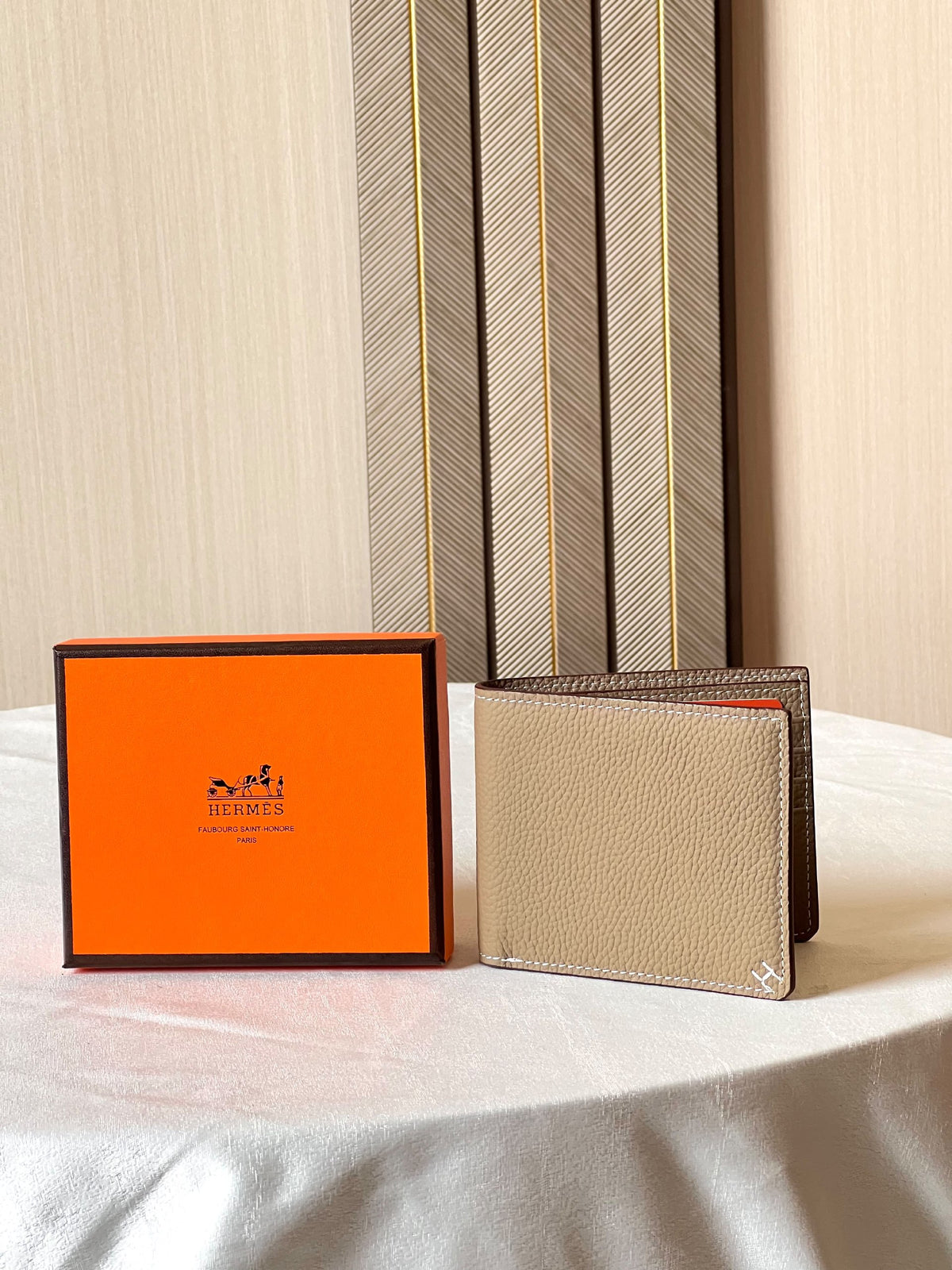 Hermès Wallet - Beige
