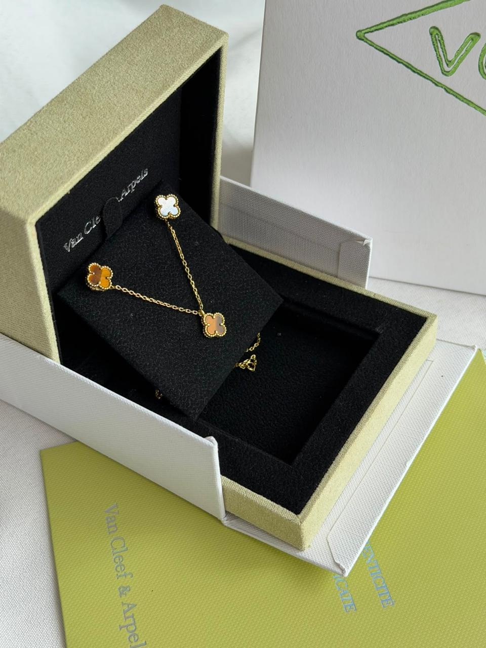 Van Cleef & Arpels Jewelry Set - White & Beige