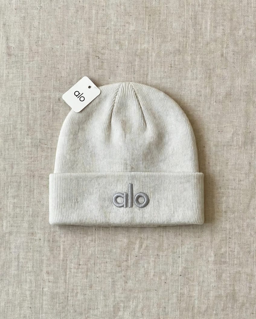 Alo Beanie - White, Light Blue, White Ribbed, Burgundy, Blue, Black, Yellow, Brown