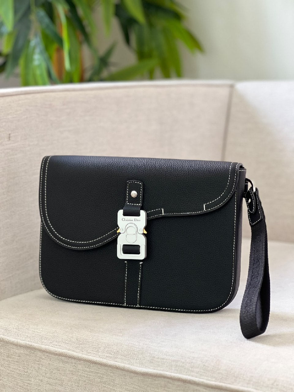 Dior Clutch Stitched Flap - Black