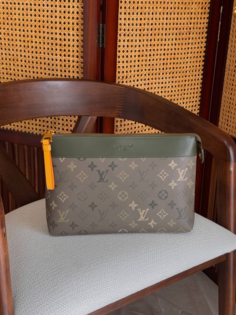 Louis Vuitton Clutch Bag - 