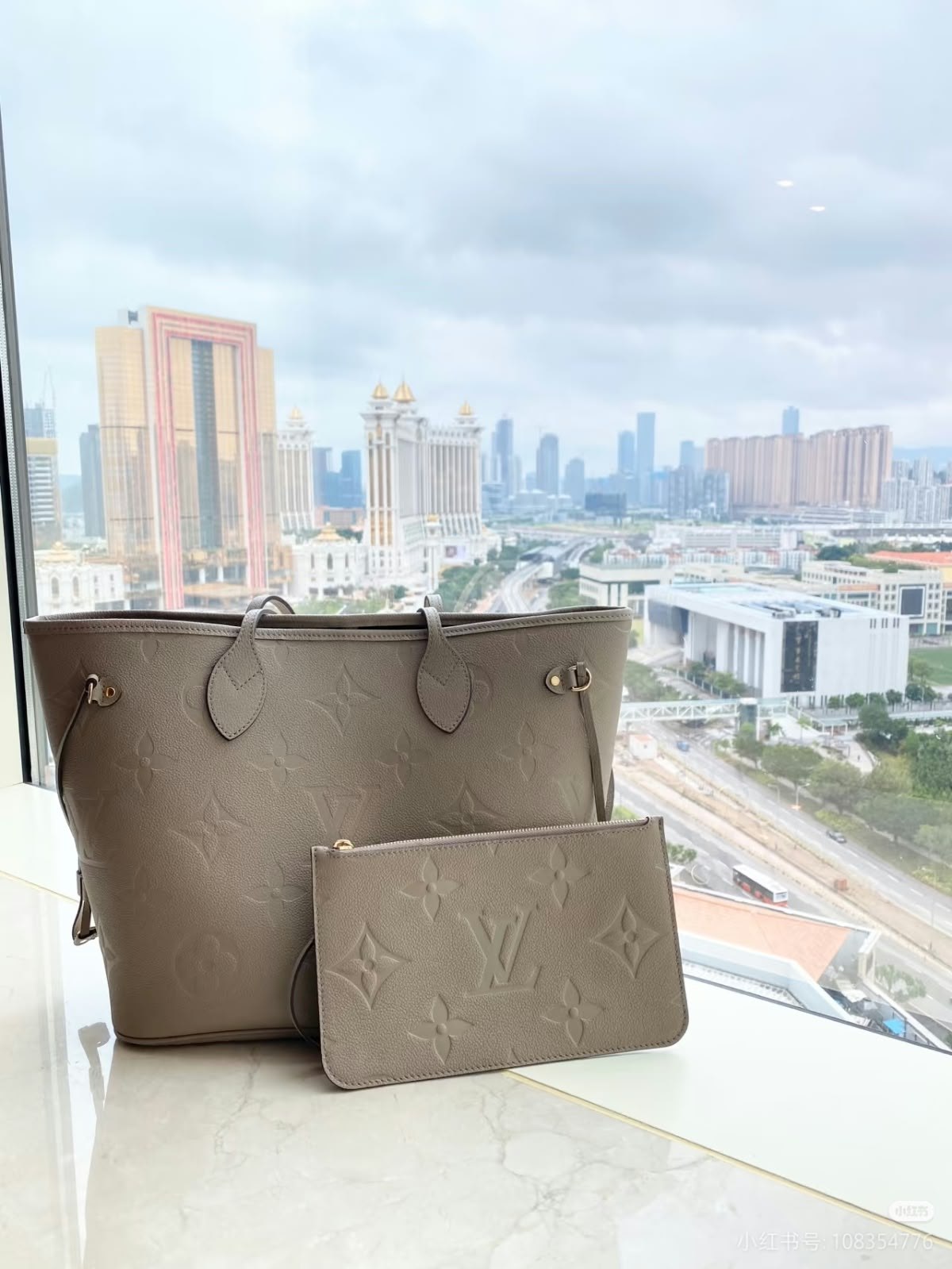 Louis Vuitton Neverfull Tote Bag - Beige Embossed