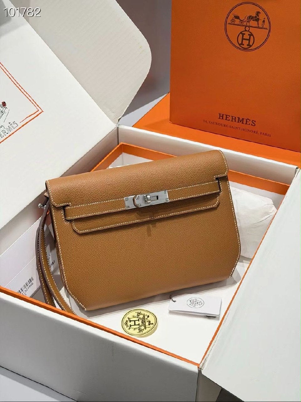 Hermès Shoulder Bag - Brown