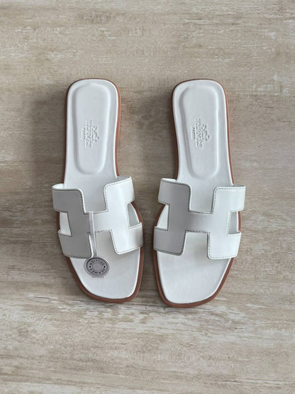 Hermes Slipper - White