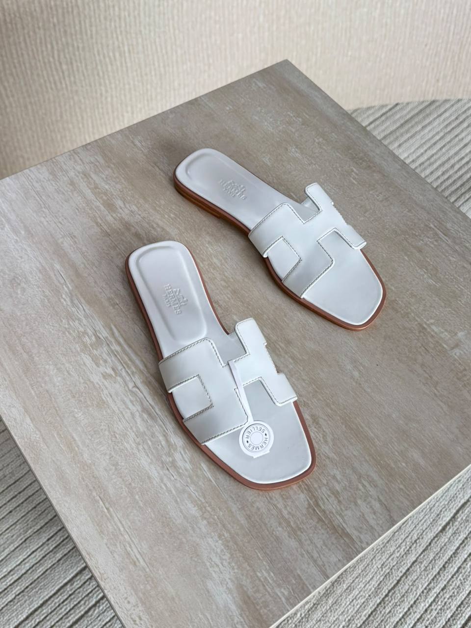 Hermes Slipper - White
