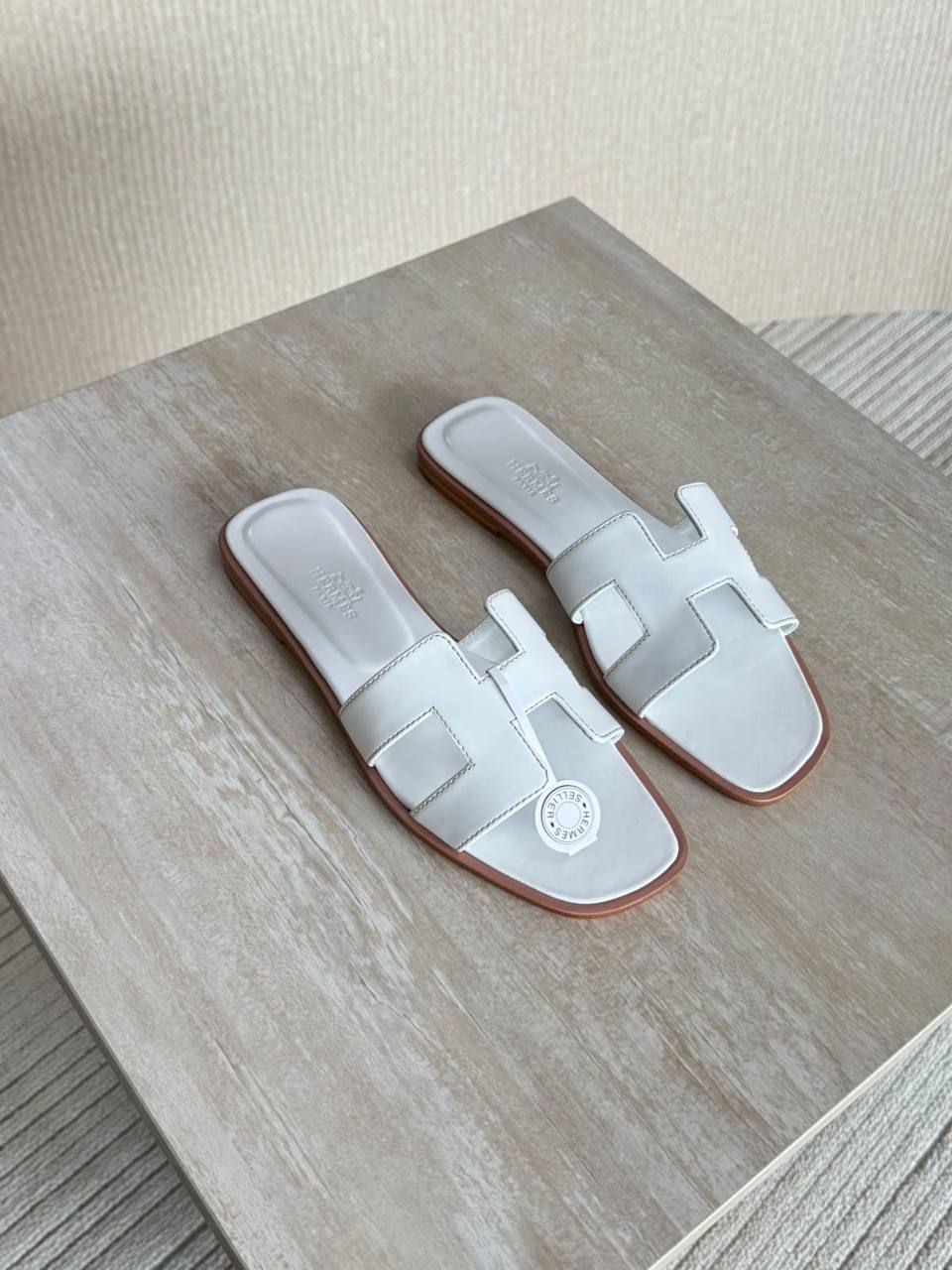 Hermes Slipper - White