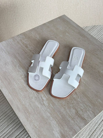 Hermes Slipper - White