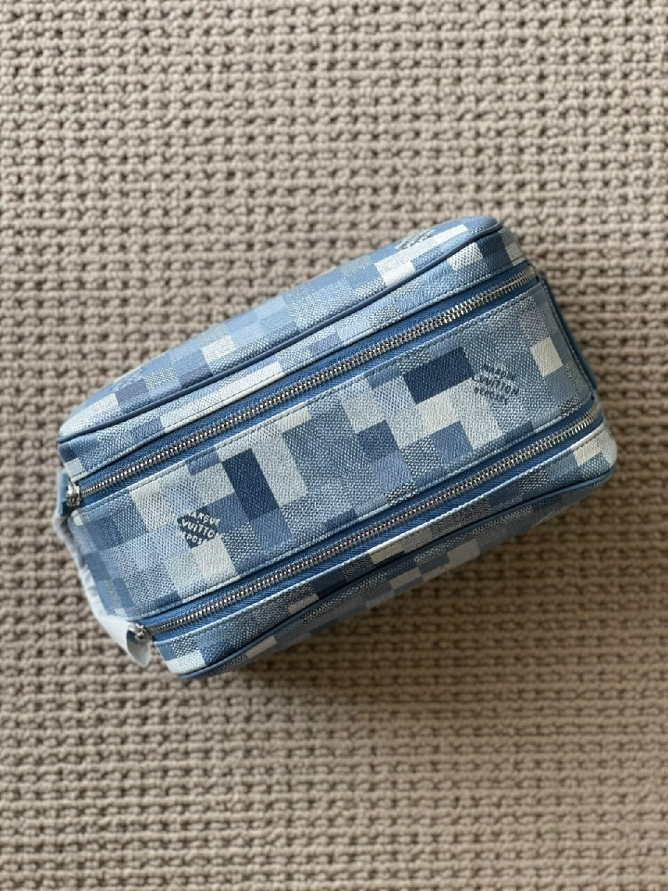 Louis Vuitton Wash Bag - Blue