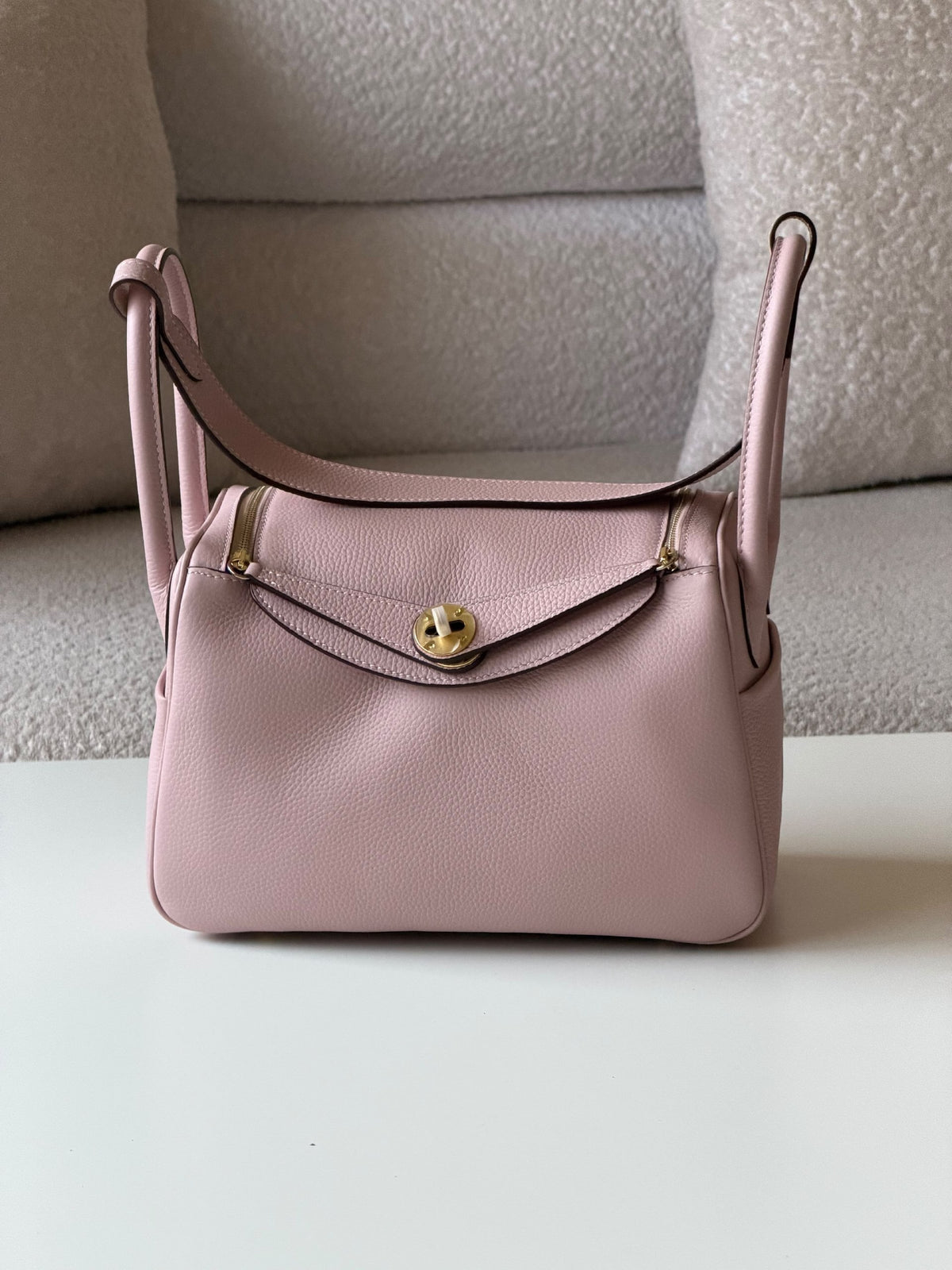Hermès Lindy Shoulder Bag - Pink