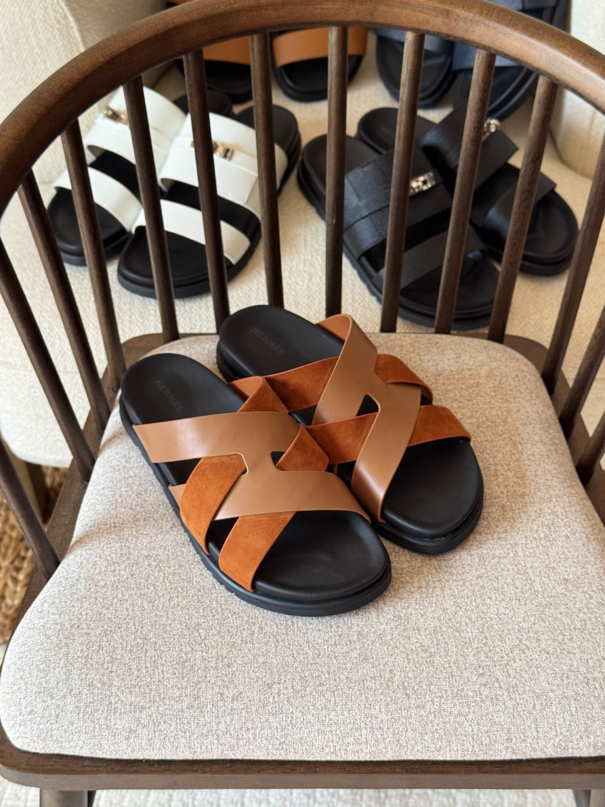 Hermès Slippers - Beige & Brown