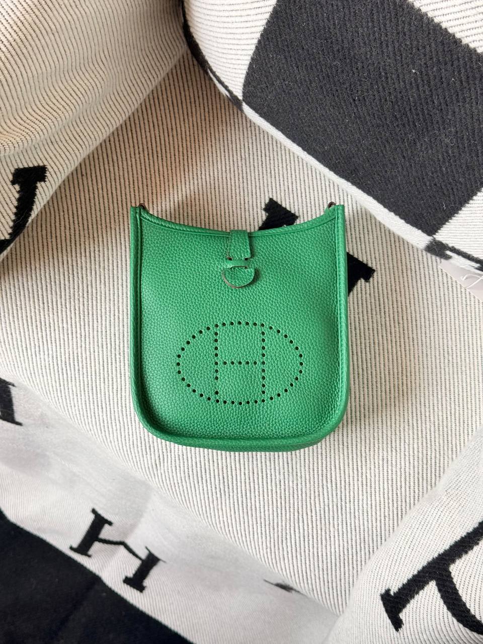 Louis Vuitton Hand Bag - 