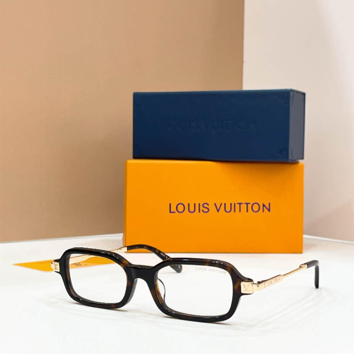 Louis Vuitton Sunglasses - 