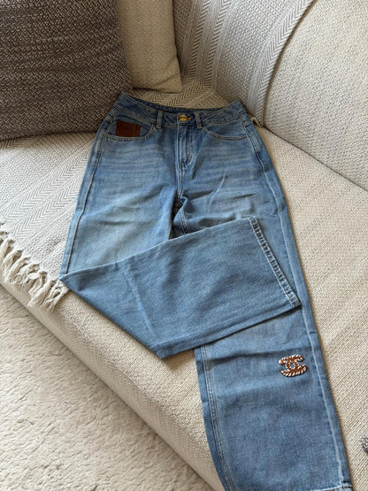 Chanel Patch-Pocket Jeans Pants - Blue