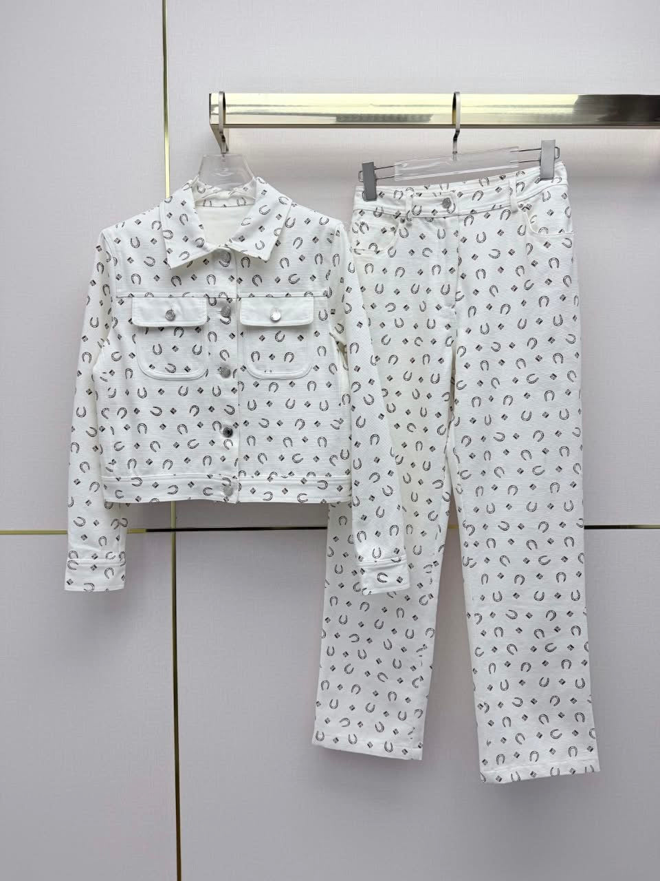 Hermès Cropped Jacket & Straight-Leg Pants Set - White