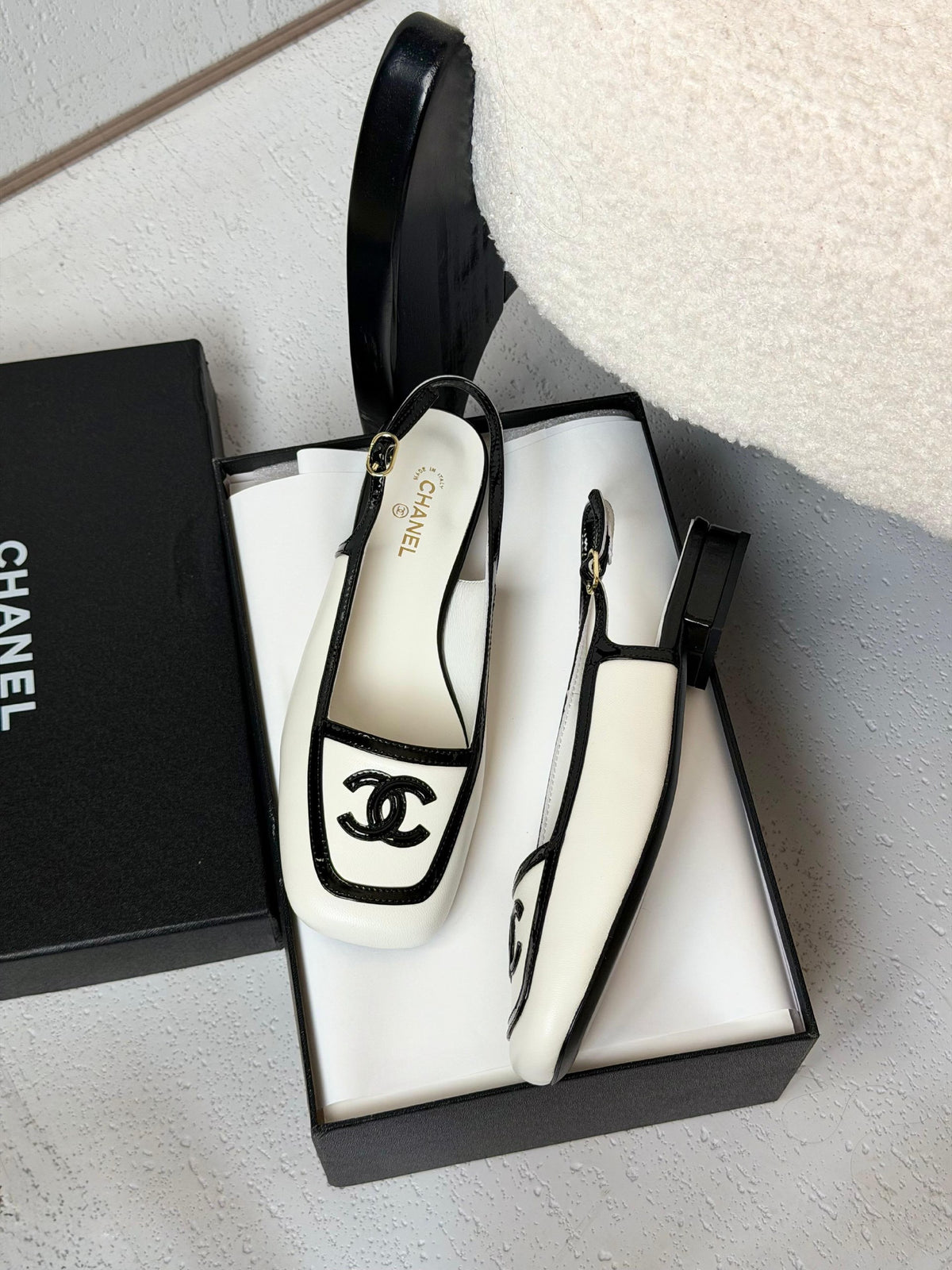 Chanel Heels - White & Black